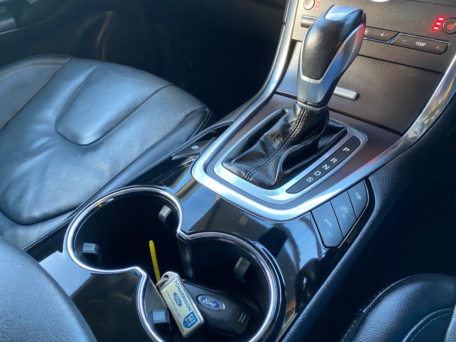 Used Ford S-Max 2015 for sale - 76283067: Photo 25