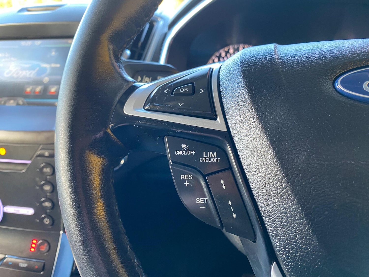 Used Ford S-Max 2015 for sale - 76283067: Photo 29