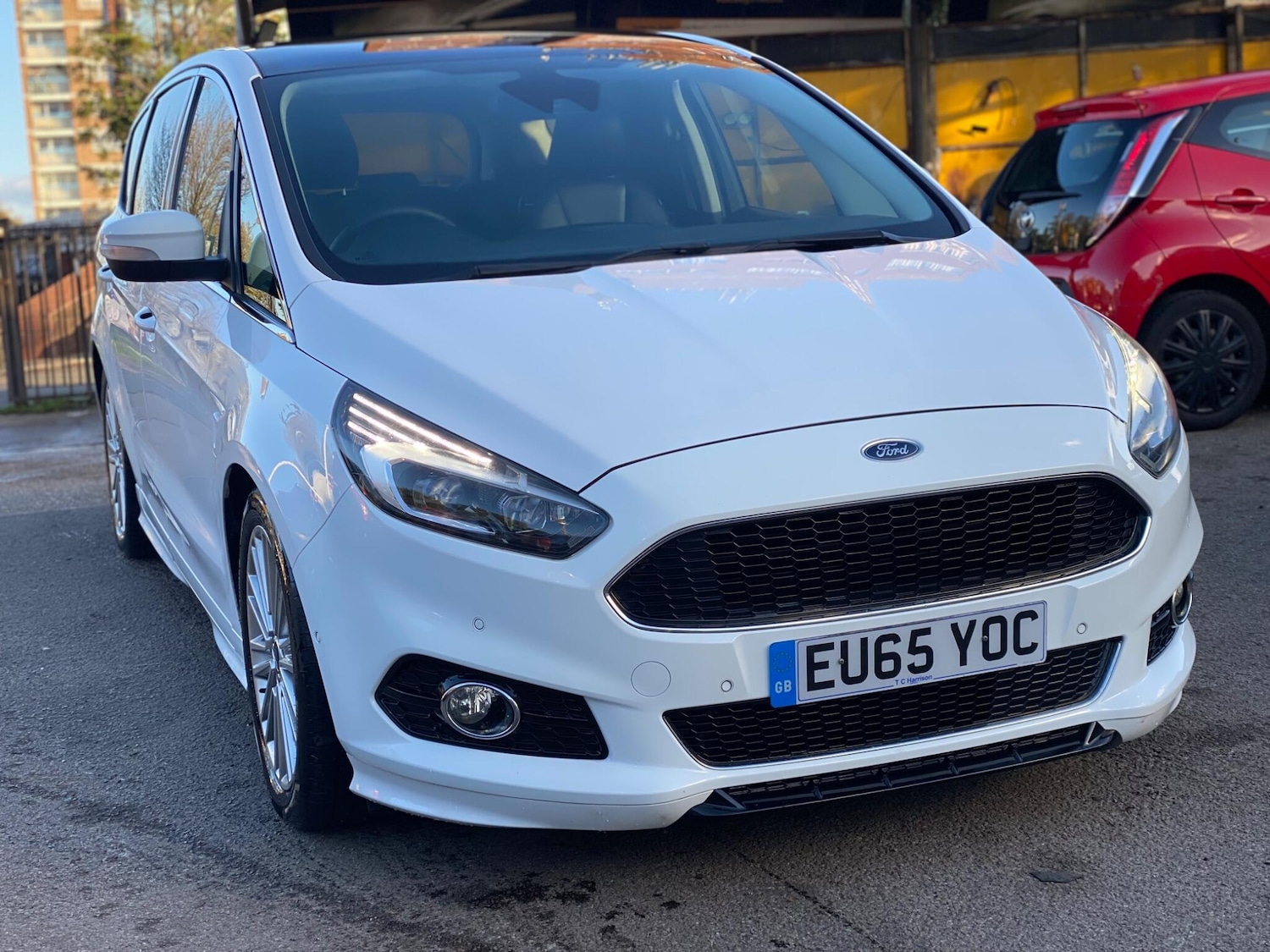 Used Ford S-Max 2015 for sale - 76283067: Photo 6