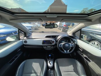 Used Toyota Yaris 2014 for sale - 78307398: Photo