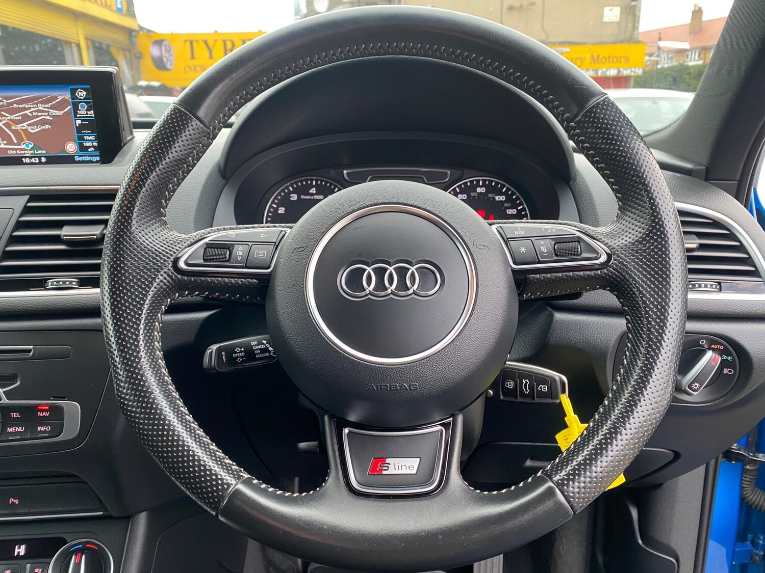 Used Audi Q3 for sale - 77908909: Photo 15