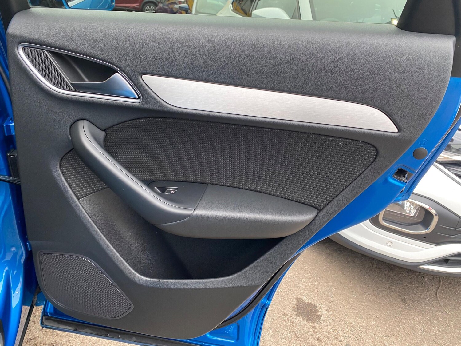 Used Audi Q3 for sale - 77908909: Photo 31