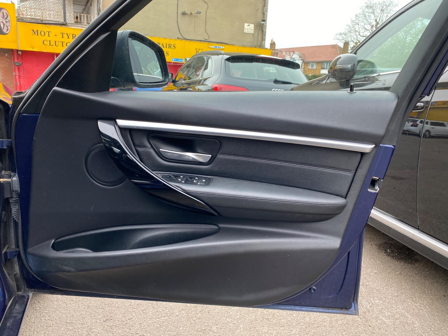 Used BMW 3 Series for sale - 78205211: Photo 7