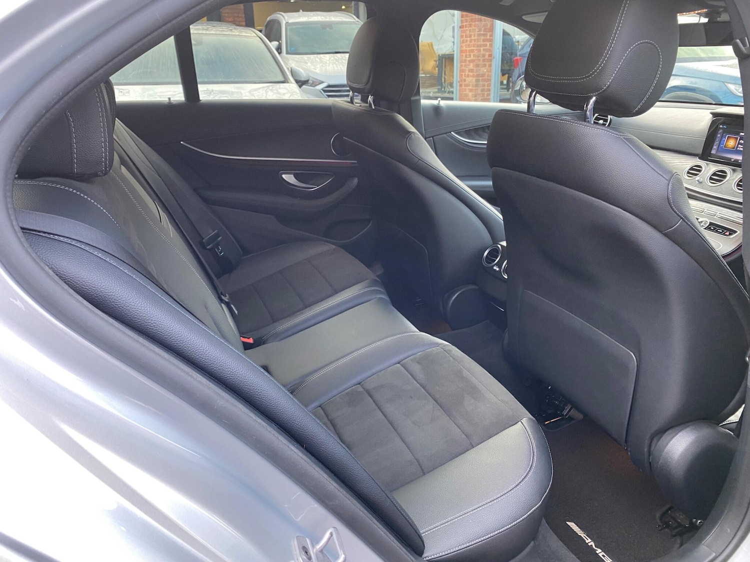 Used Mercedes-Benz E Class 2018 for sale - 77330738: Photo 35