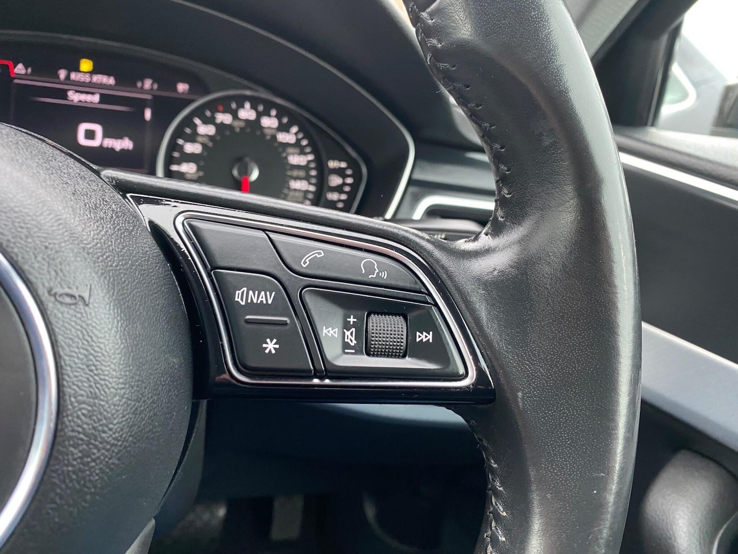 Used Audi A4 2017 for sale - 76976453: Photo 31