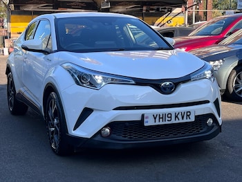 Used Toyota C-HR 2019 for sale - 79521255: Photo