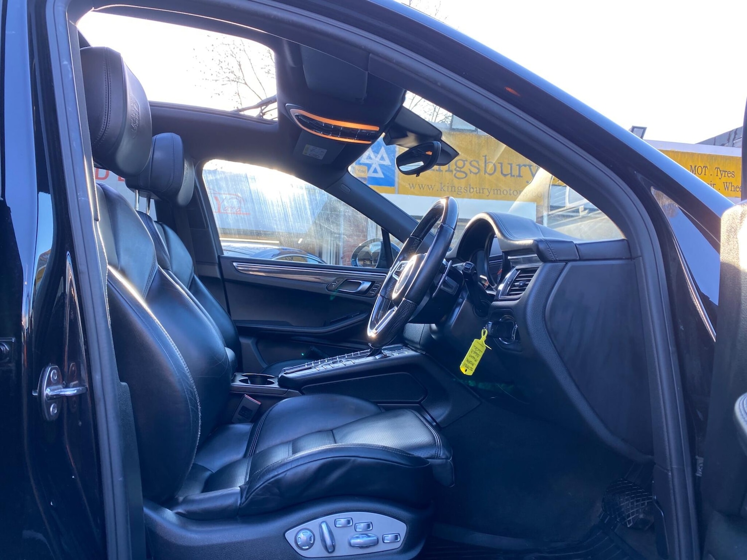 Used Porsche Macan 2017 for sale - 77040036: Photo 17