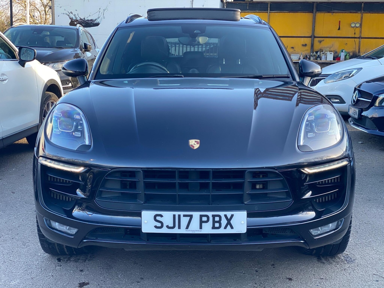 Used Porsche Macan 2017 for sale - 77040036: Photo 3