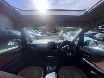 Used BMW 2 Series 2015 for sale - 79131743: Photo