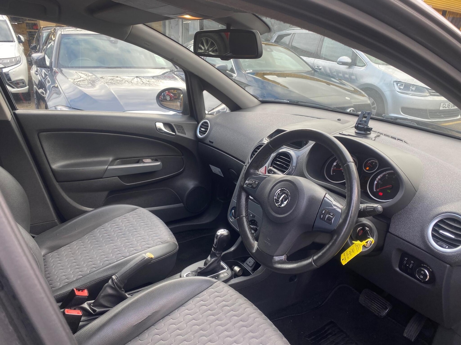 Used Vauxhall Corsa 2011 for sale - 76850478: Photo 10