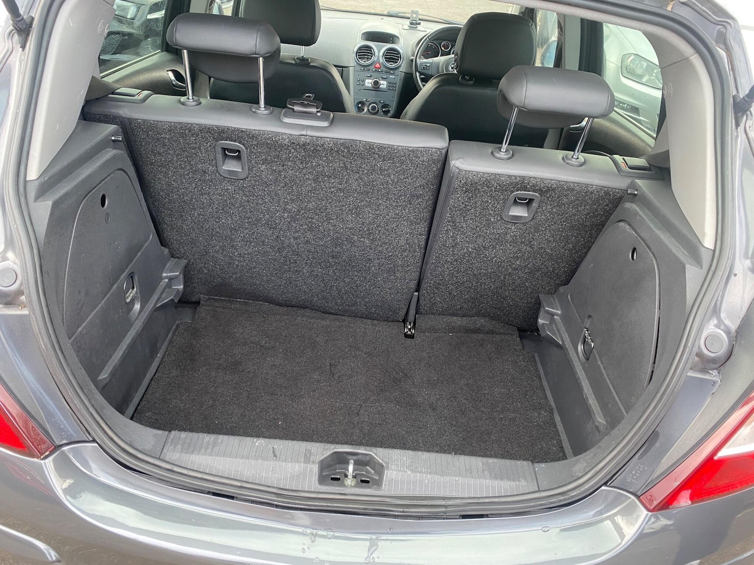 Used Vauxhall Corsa 2011 for sale - 76850478: Photo 25