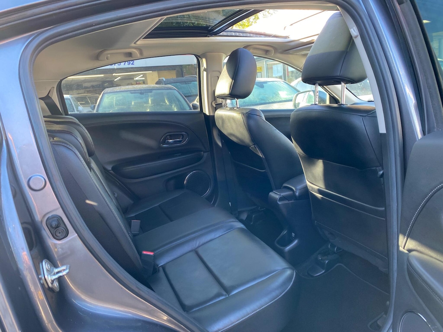 Used Honda HR-V 2016 for sale - 76349714: Photo 35