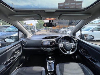 Used Toyota Yaris 2014 for sale - 79180996: Photo