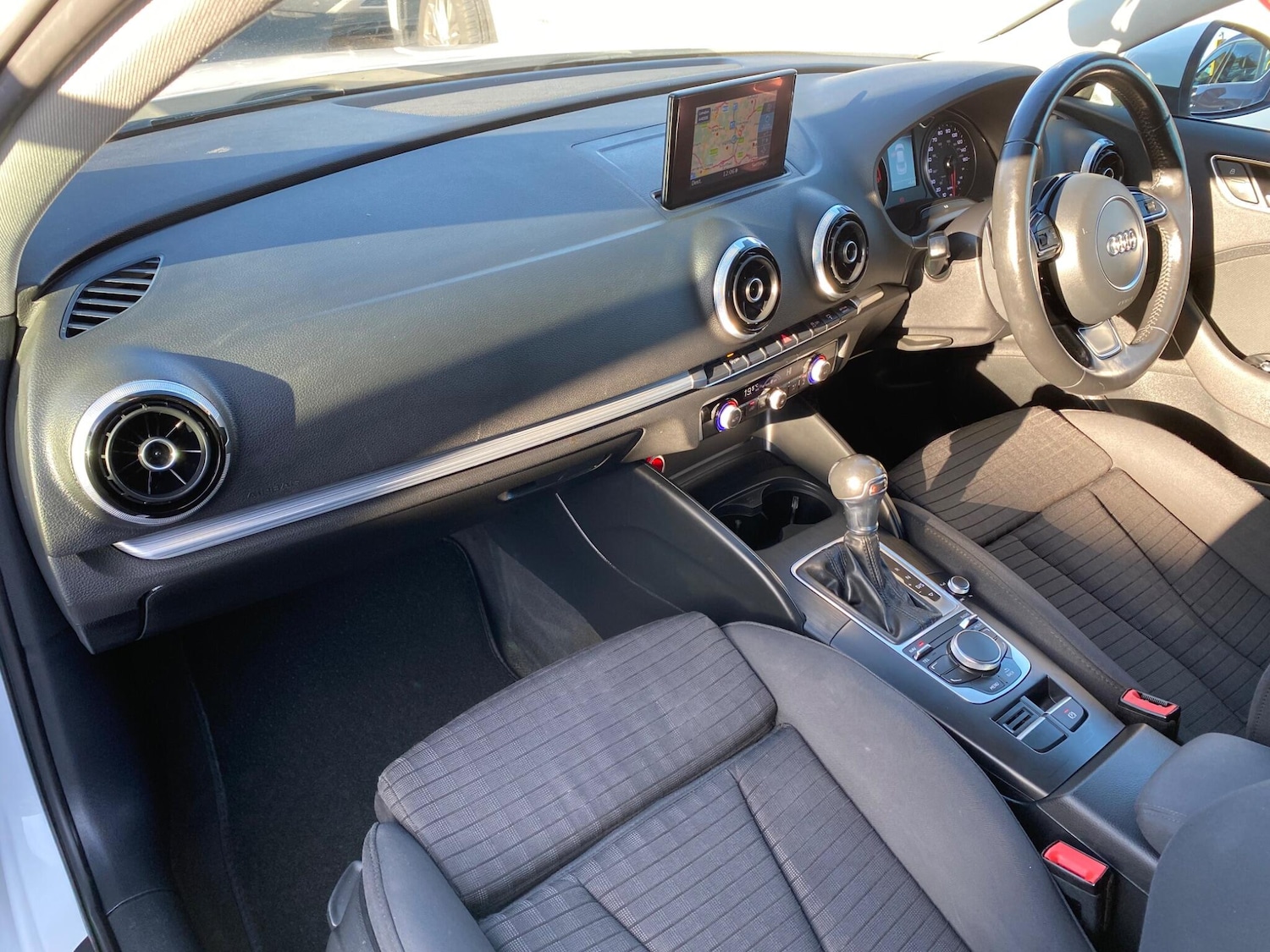 Used Audi A3 2016 for sale - 76781562: Photo 33