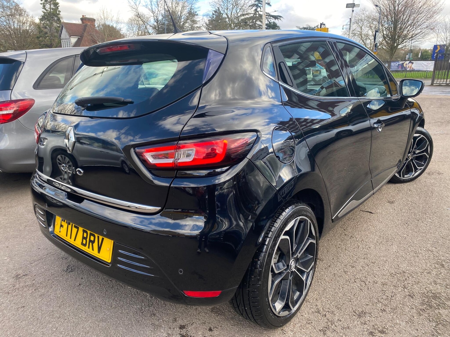 Used Renault Clio 2017 for sale - 77637718: Photo 10
