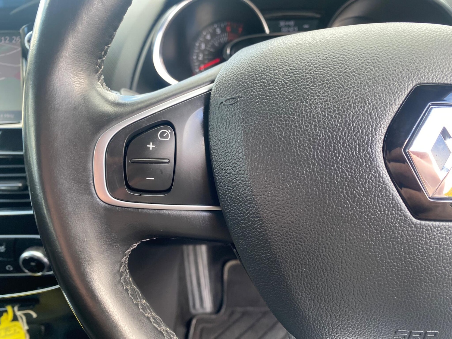 Used Renault Clio 2017 for sale - 77637718: Photo 23