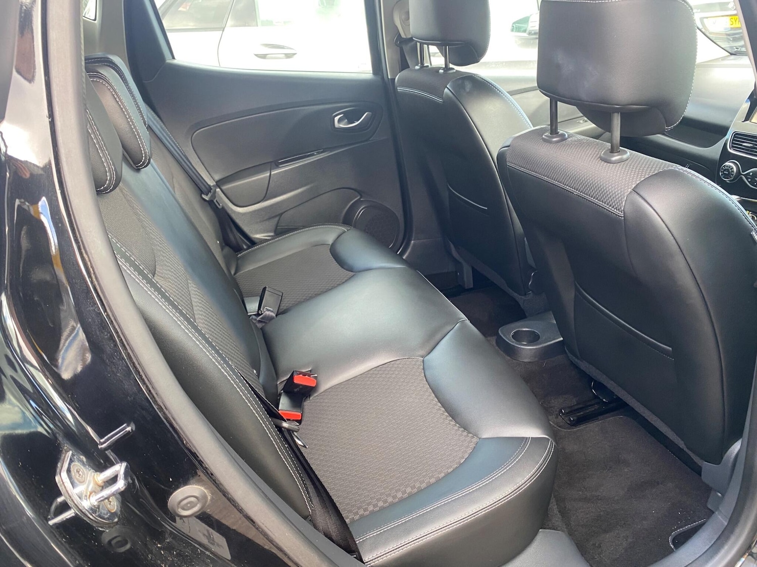 Used Renault Clio 2017 for sale - 77637718: Photo 29