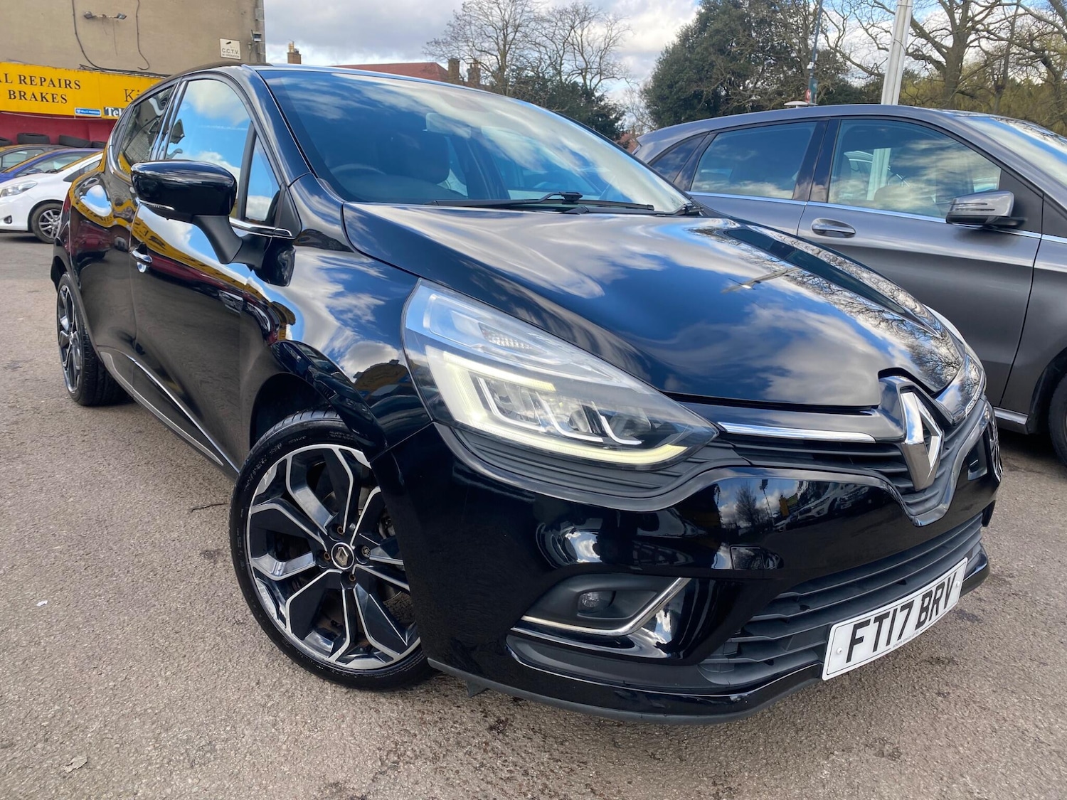 Used Renault Clio 2017 for sale - 77637718: Photo 4