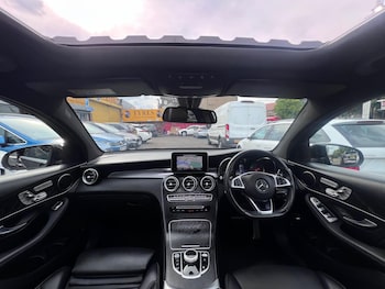 Used Mercedes-Benz GLC 2018 for sale - 79553007: Photo