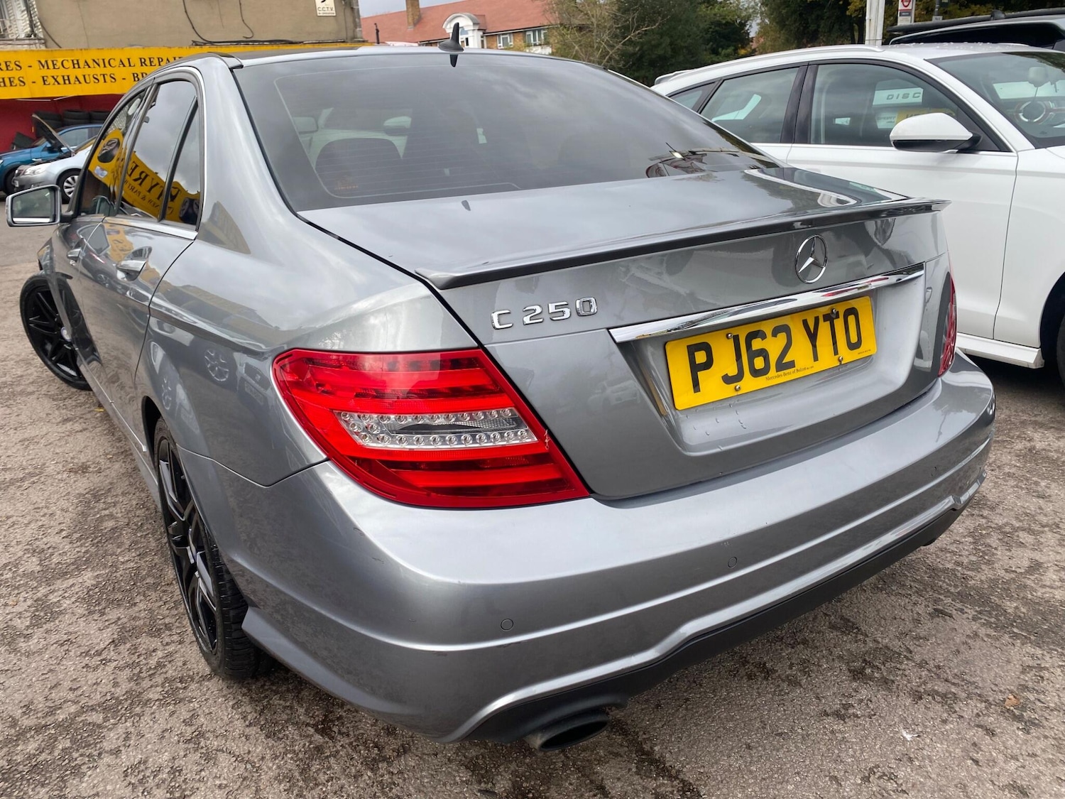 Used Mercedes-Benz C Class 2013 for sale - 76457438: Photo 14