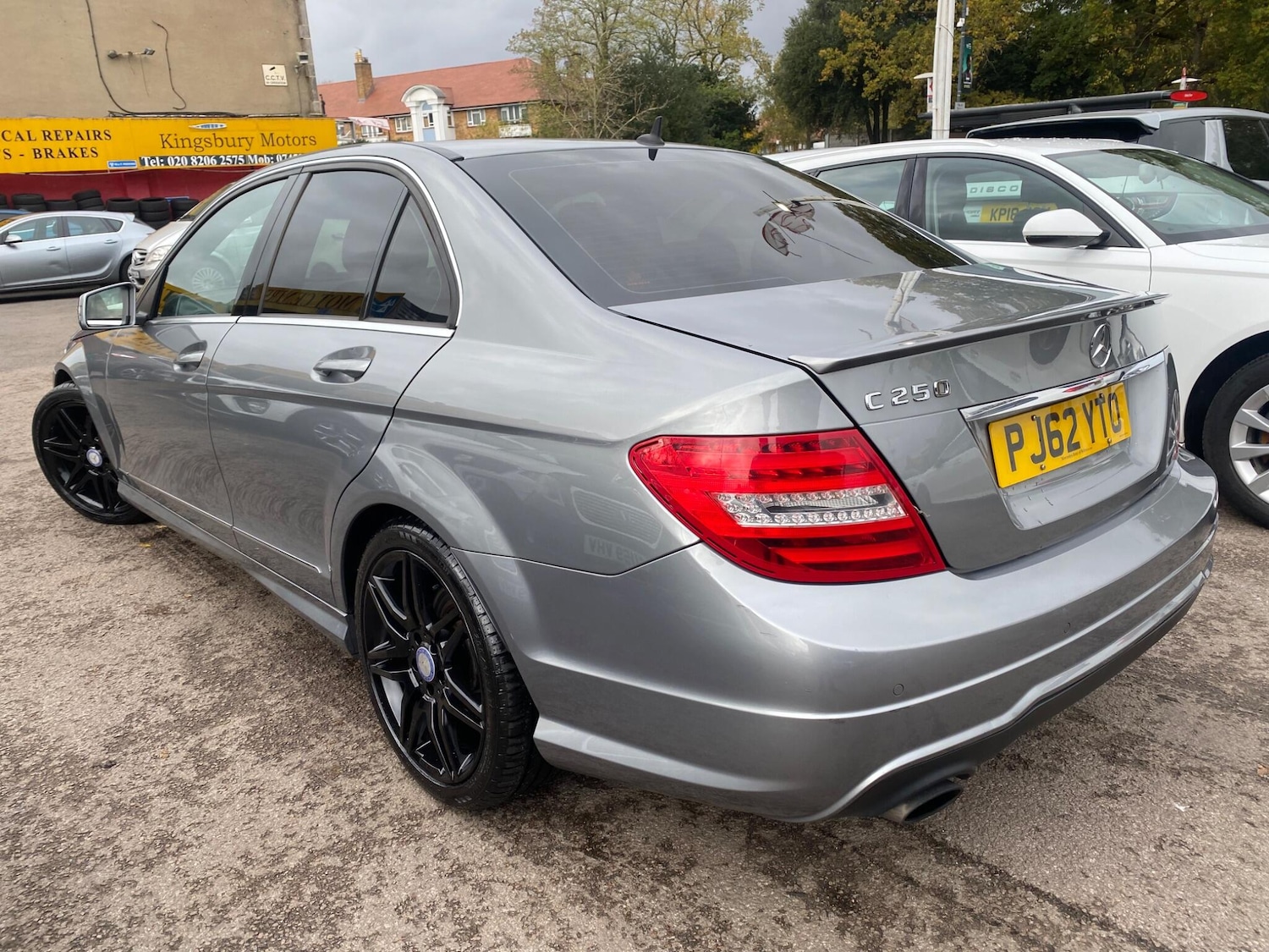 Used Mercedes-Benz C Class 2013 for sale - 76457438: Photo 15