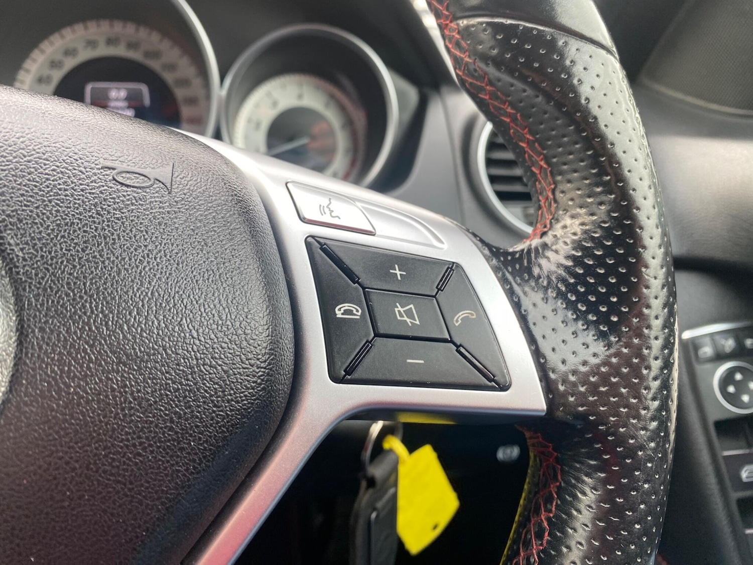 Used Mercedes-Benz C Class 2013 for sale - 76457438: Photo 27