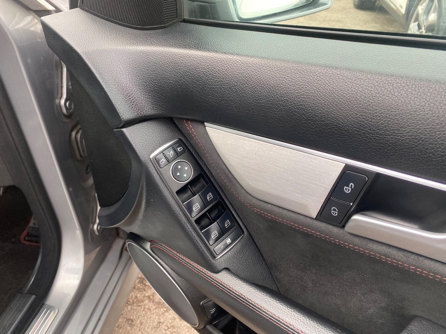 Used Mercedes-Benz C Class 2013 for sale - 76457438: Photo 28