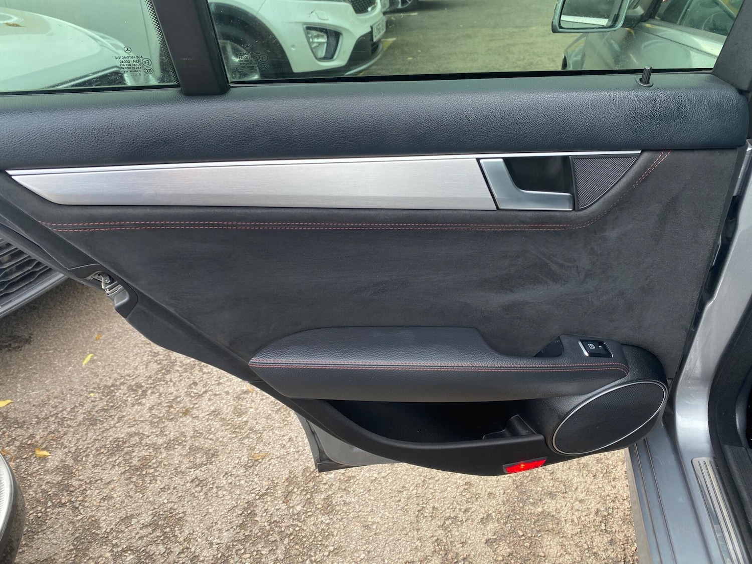 Used Mercedes-Benz C Class 2013 for sale - 76457438: Photo 31