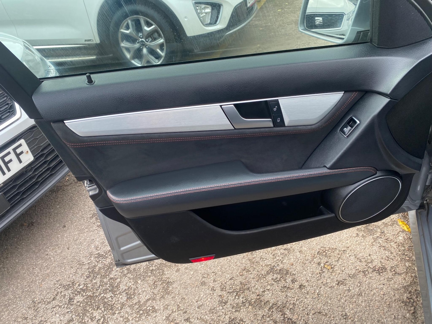 Used Mercedes-Benz C Class 2013 for sale - 76457438: Photo 33