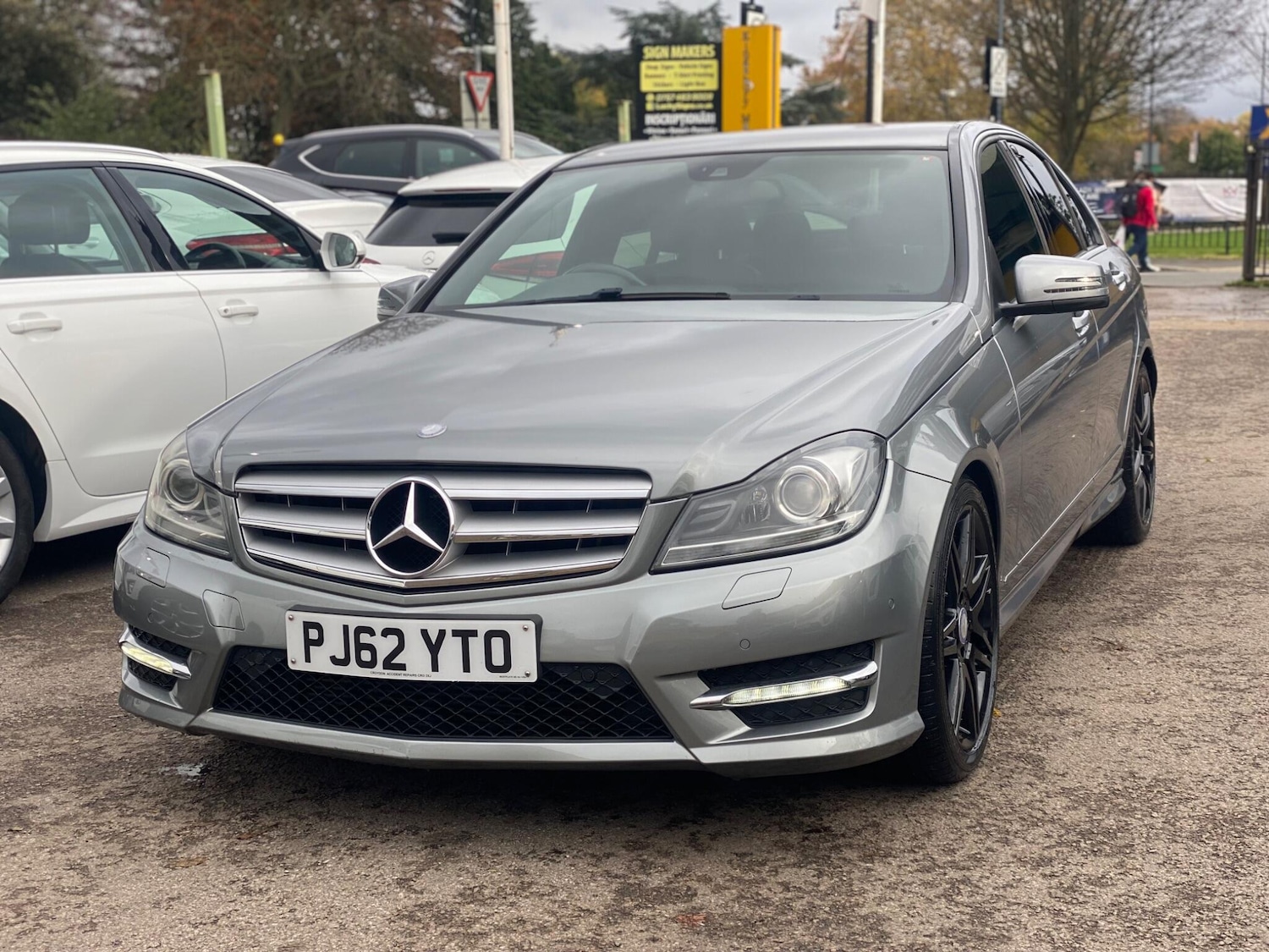 Used Mercedes-Benz C Class 2013 for sale - 76457438: Photo 8