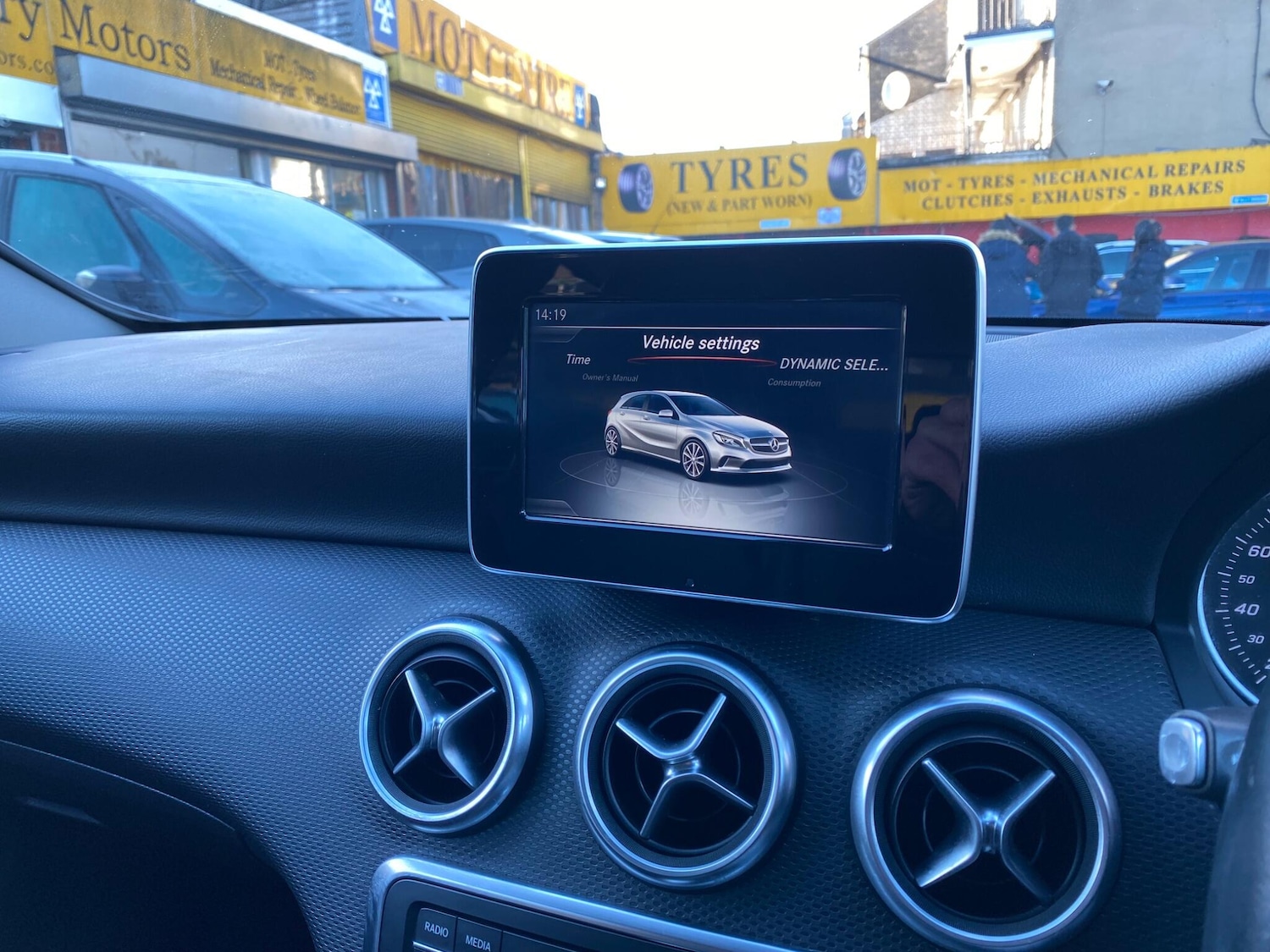 Used Mercedes-Benz A-Class 2016 for sale - 77098108: Photo 25