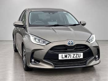 Used Toyota Yaris 2021 for sale - 79774601: Photo