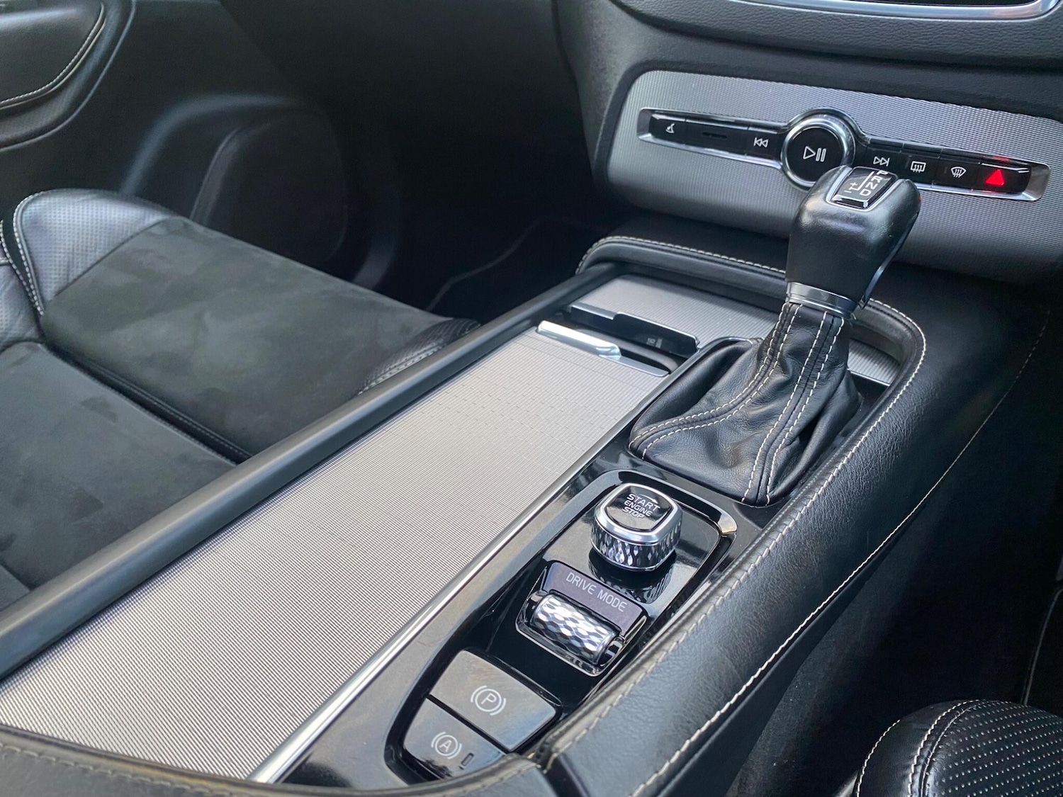 Used Volvo XC90 2020 for sale - 76633139: Photo 29