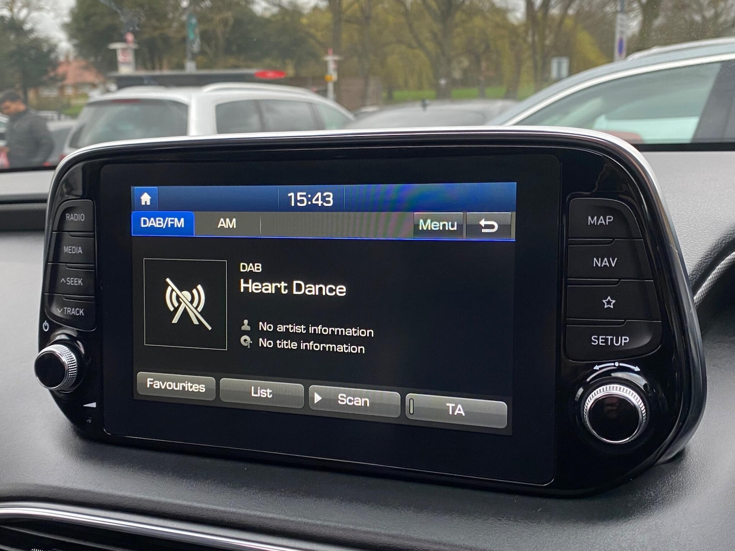 Used Hyundai Santa Fe 2018 for sale - 77626171: Photo 20