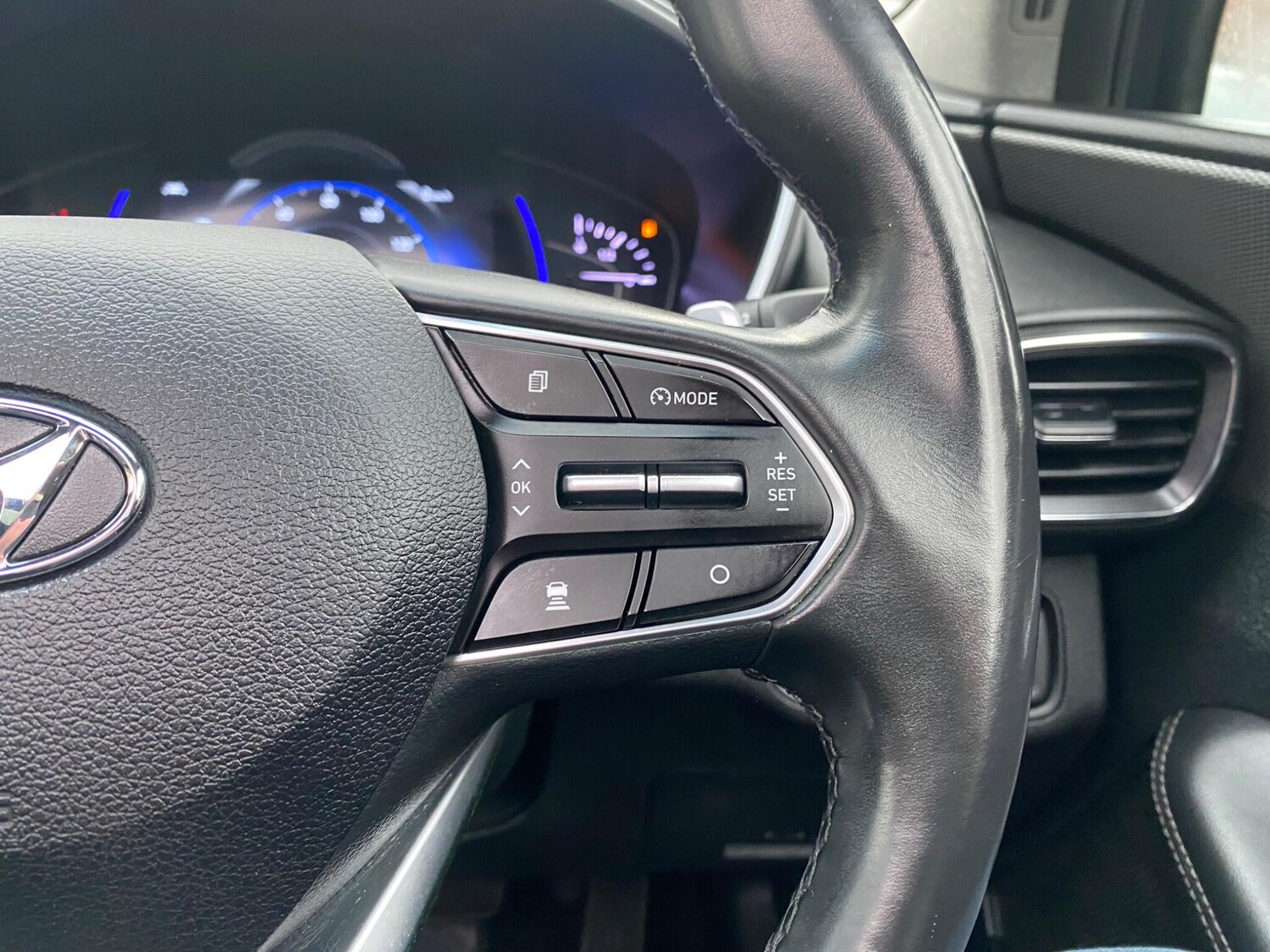 Used Hyundai Santa Fe 2018 for sale - 77626171: Photo 26