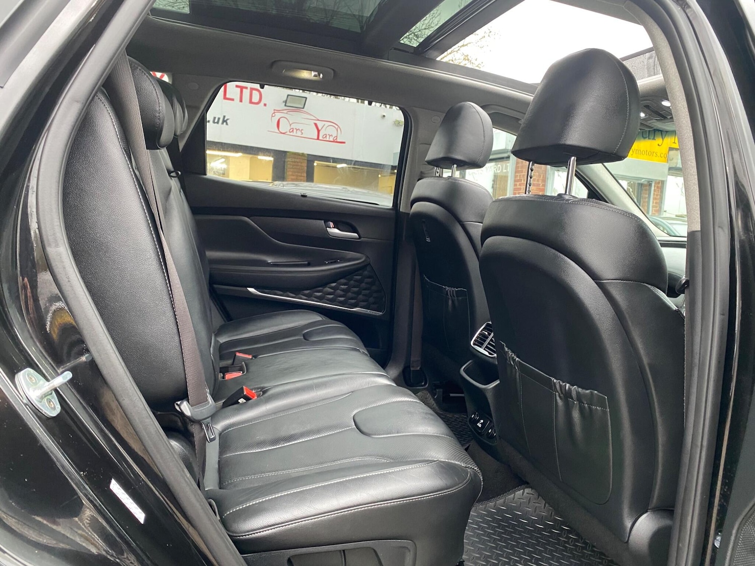 Used Hyundai Santa Fe 2018 for sale - 77626171: Photo 34