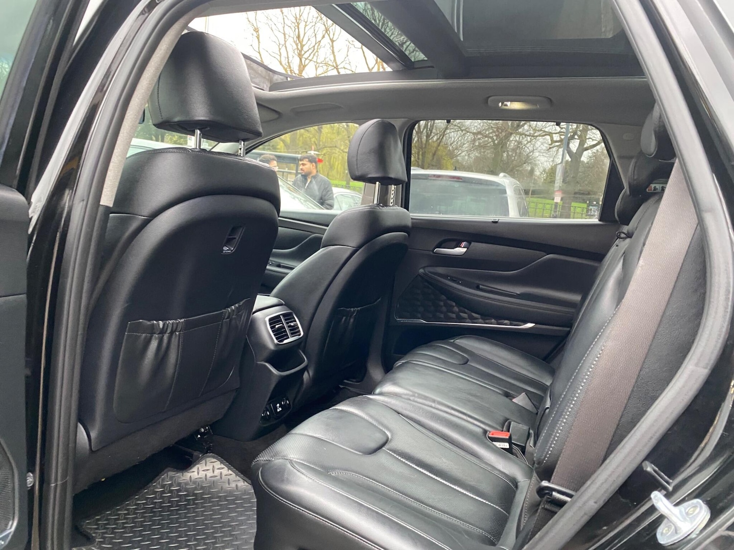 Used Hyundai Santa Fe 2018 for sale - 77626171: Photo 38