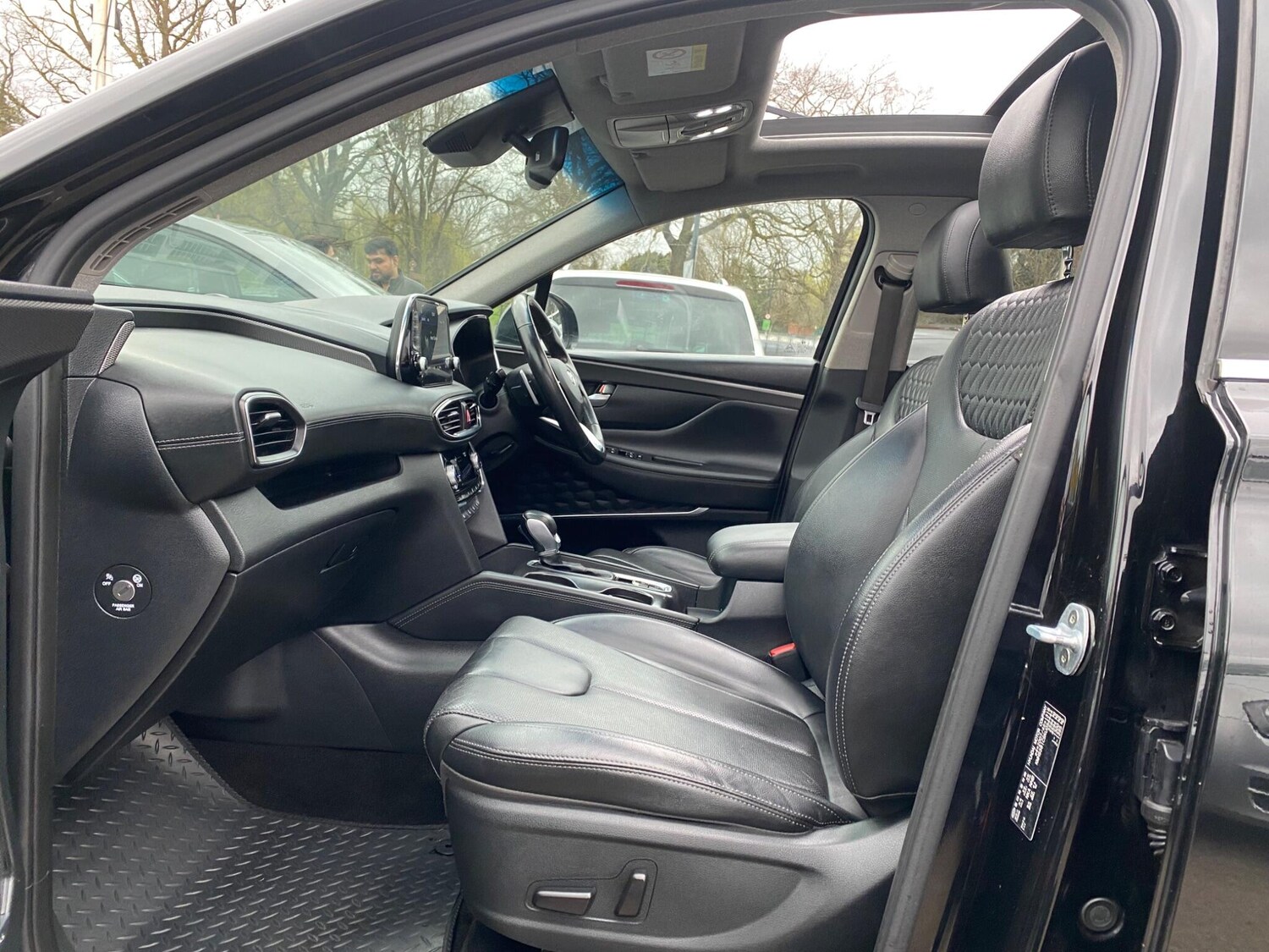 Used Hyundai Santa Fe 2018 for sale - 77626171: Photo 42