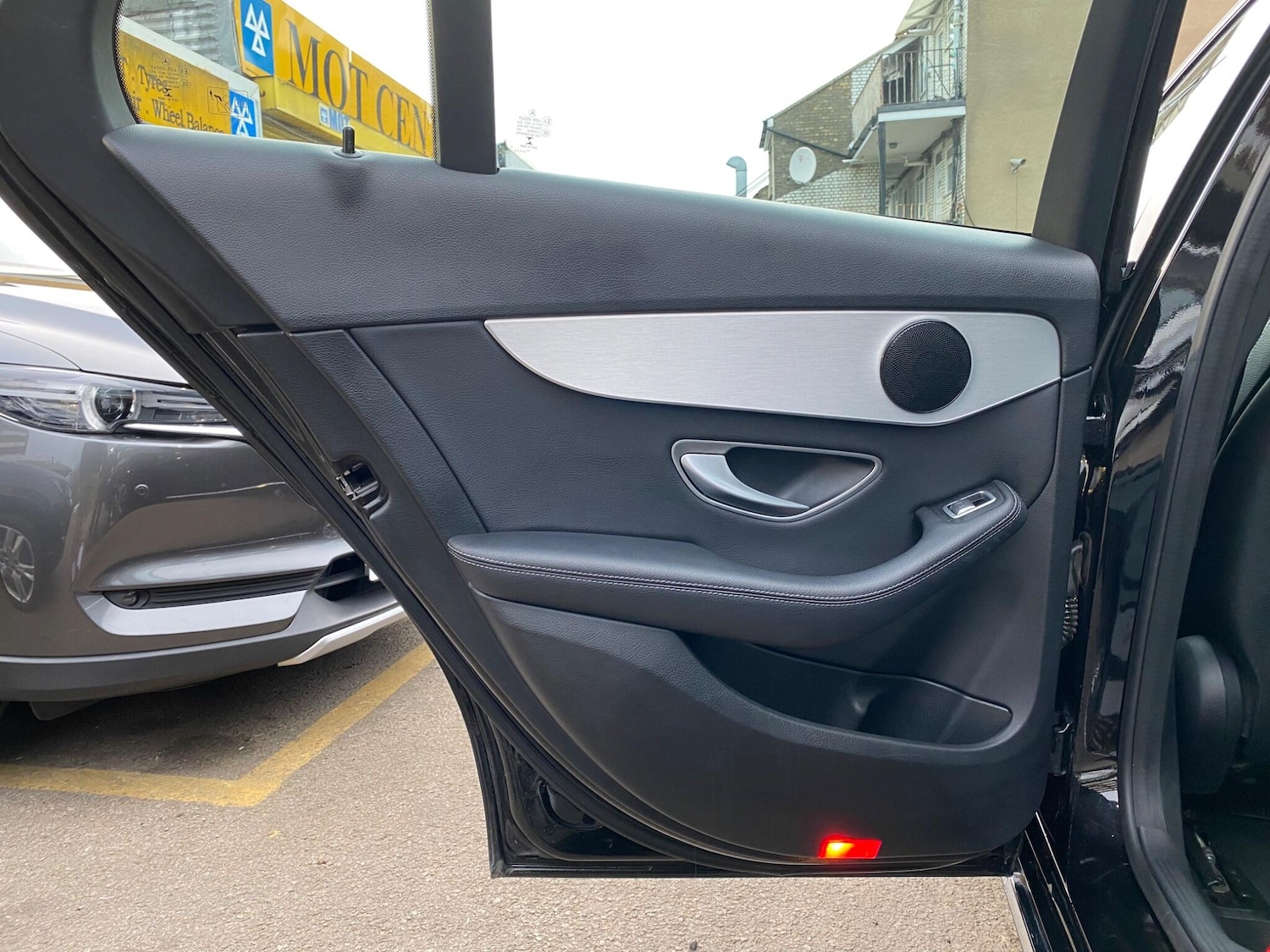 Used Mercedes-Benz C Class 2017 for sale - 78204784: Photo 34