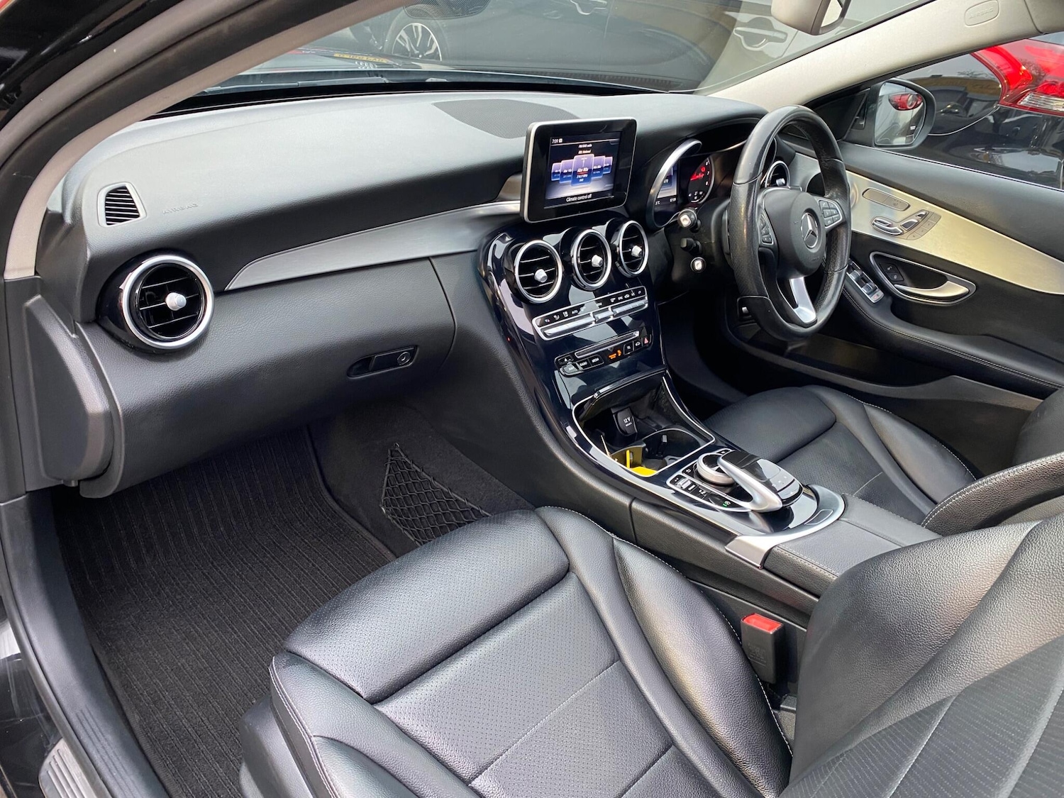 Used Mercedes-Benz C Class 2017 for sale - 78204784: Photo 38