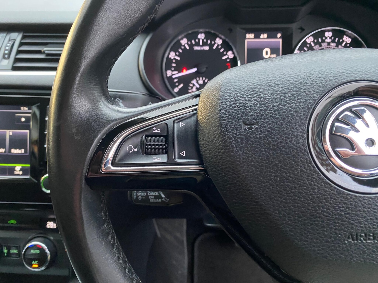 Used Skoda Octavia 2015 for sale - 77315157: Photo 23