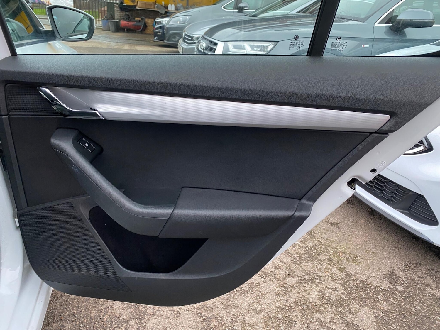 Used Skoda Octavia 2015 for sale - 77315157: Photo 29