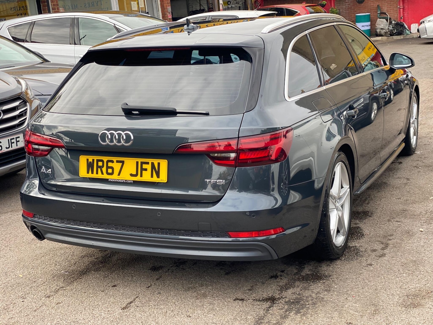 Used Audi A4 Avant 2017 for sale - 76247699: Photo 11