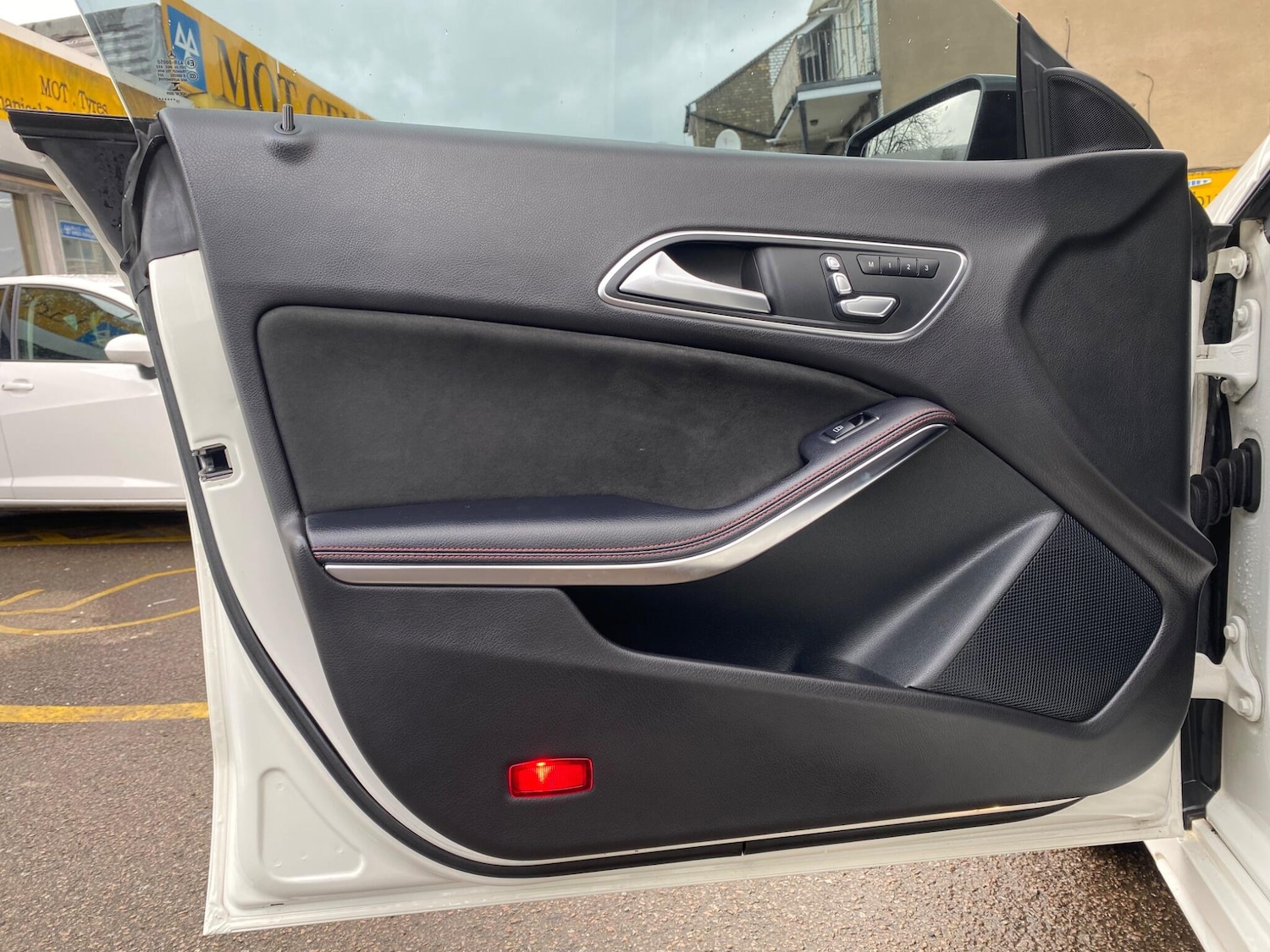 Used Mercedes-Benz CLA 2017 for sale - 77538623: Photo 35