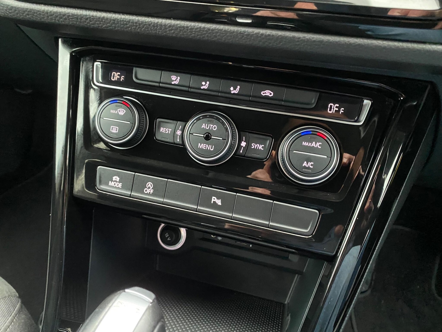 Used Volkswagen Touran 2017 for sale - 76315091: Photo 28