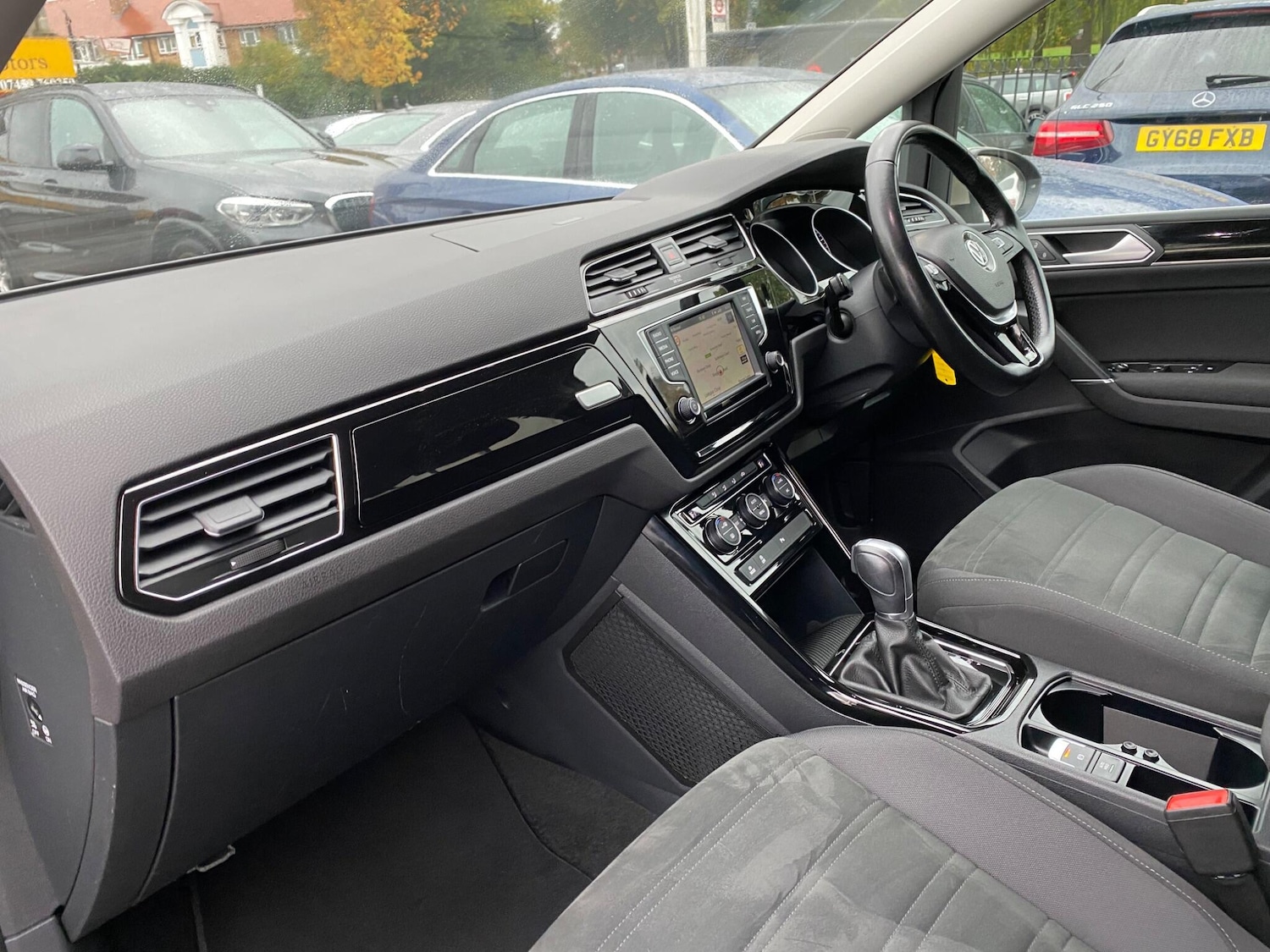 Used Volkswagen Touran 2017 for sale - 76315091: Photo 42