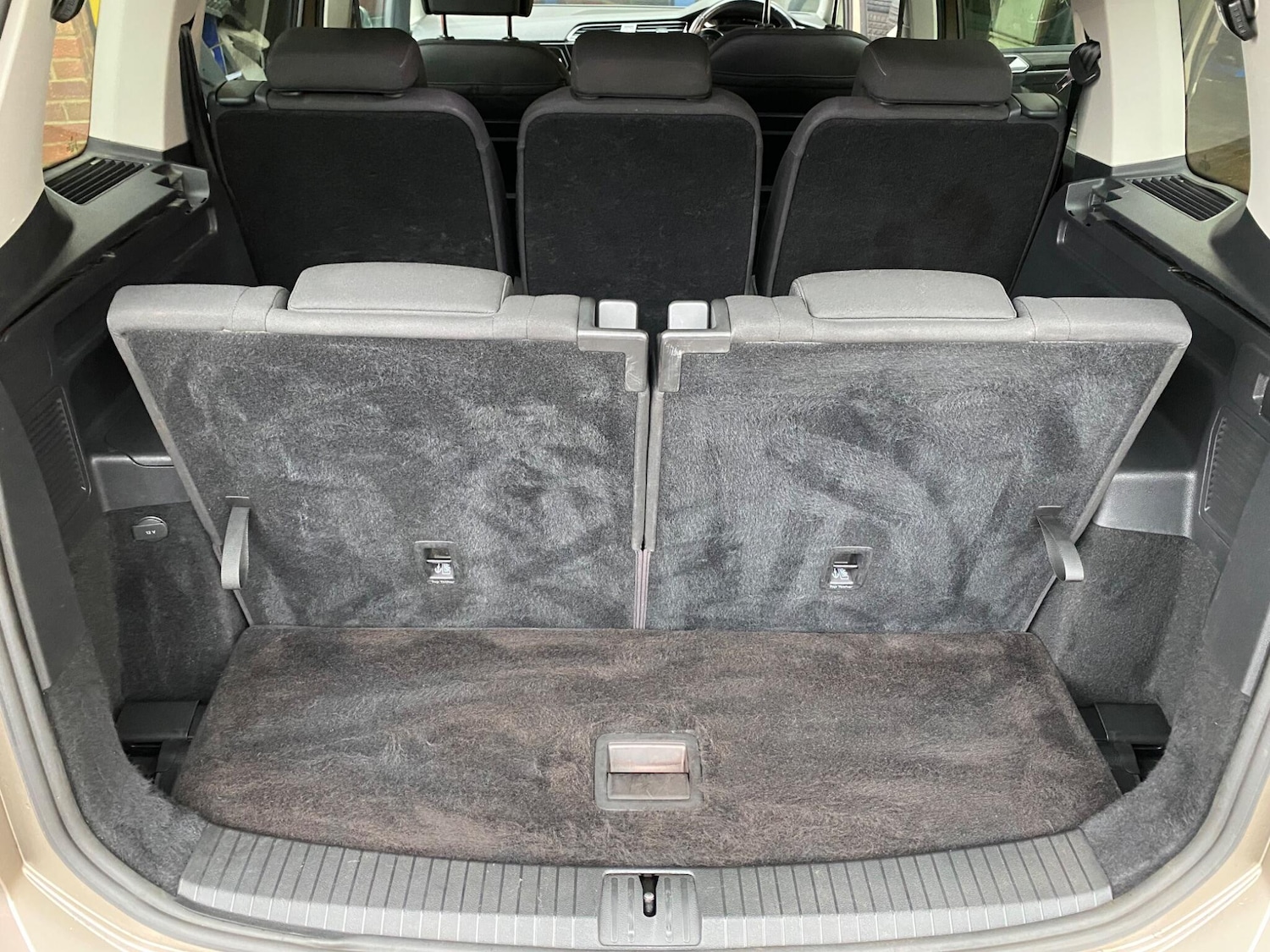 Used Volkswagen Touran 2017 for sale - 76315091: Photo 43