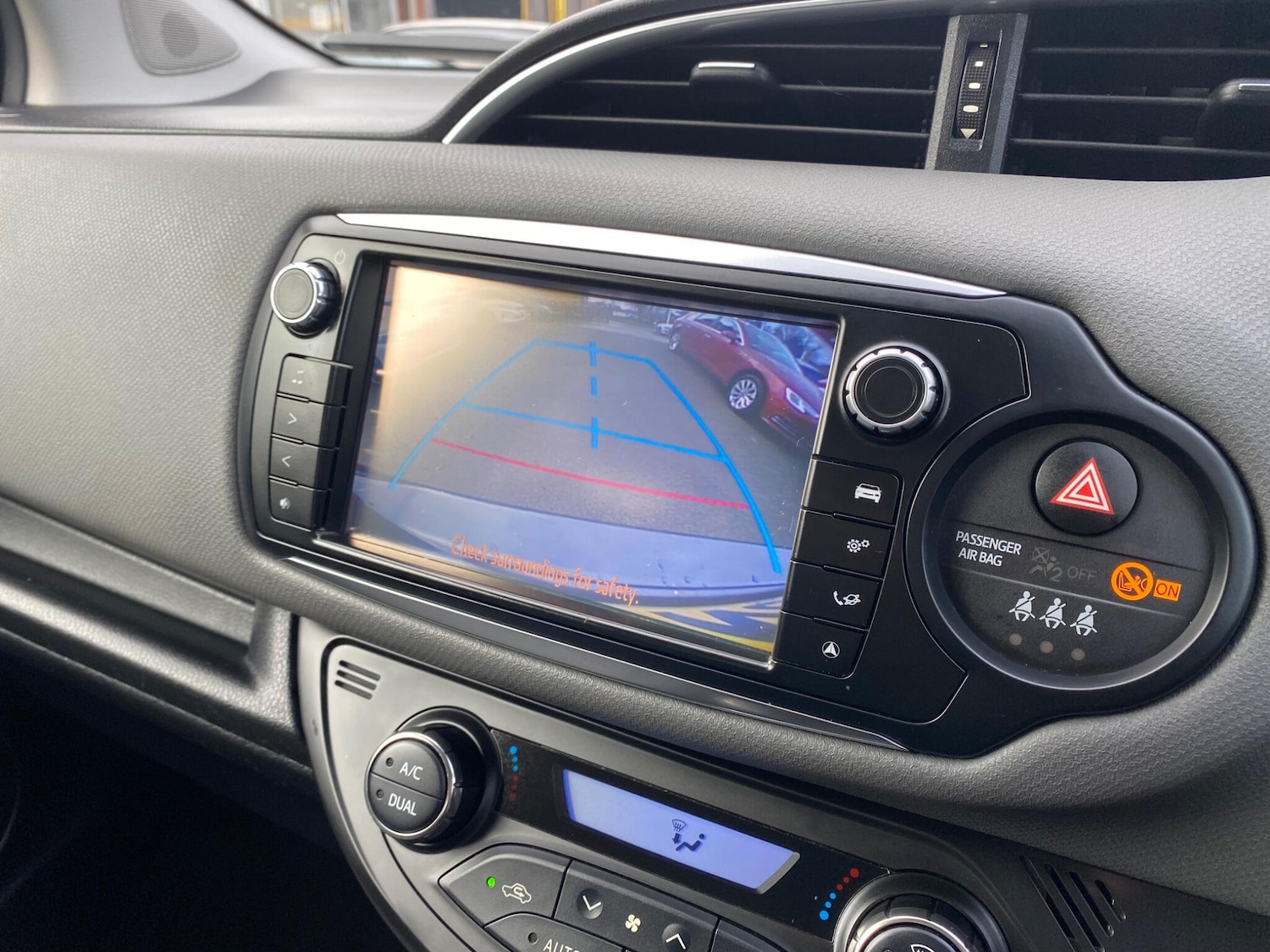 Used Toyota Yaris 2014 for sale - 77376979: Photo 21