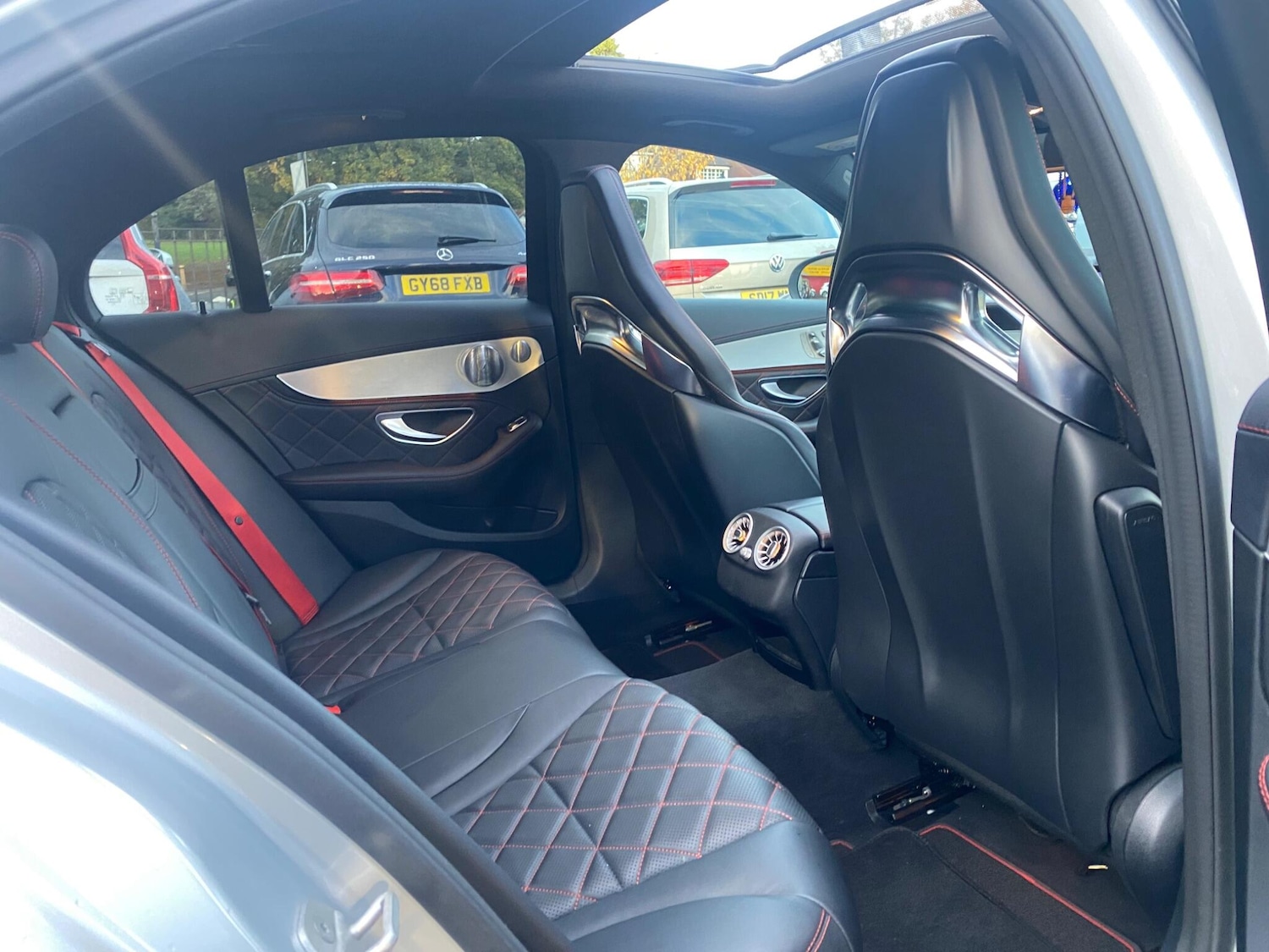 Used Mercedes-Benz C Class 2016 for sale - 75965759: Photo 32