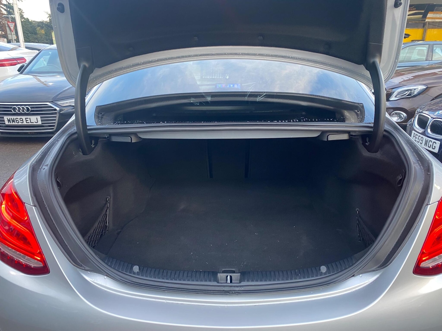 Used Mercedes-Benz C Class 2016 for sale - 75965759: Photo 39